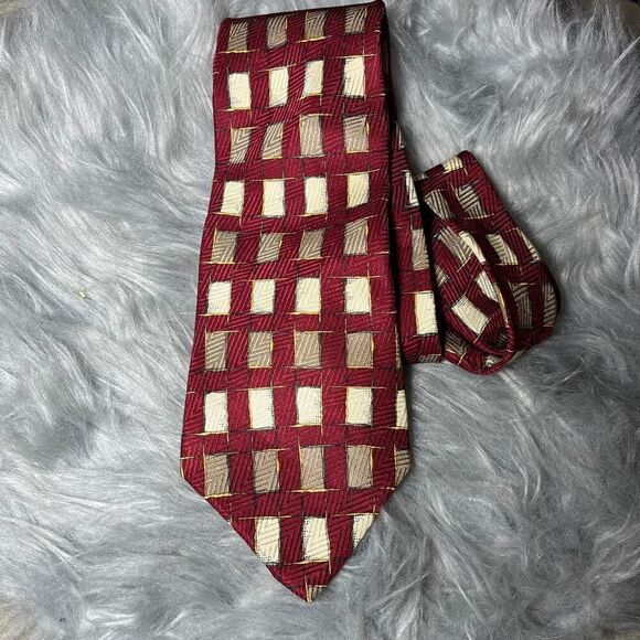 VINTAGE POSTSCRIPTS BY SUPERBA 100% SILK EXTRA LONG TIE MADE IN USA WPL 2831 RED - Picture 1 of 5